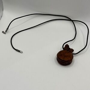 Hand Carved Wood Pendant Necklace Lizard with Baby Lizard‎ Charm